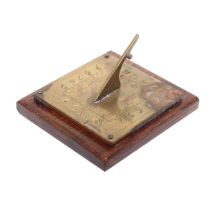 Minyatür Güneş Saati      