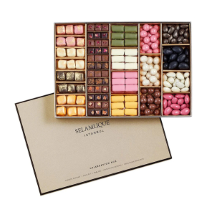 Selamlique STCC0678 Y-1130g Celebration Box 1130 gr Hediye Seti